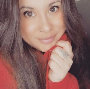 Meet your Posher, Dayna